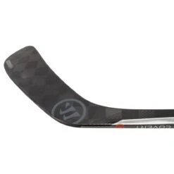 Warrior Covert QRE 10 Silver Grip Senior Hockey Stick -Hockey Sale warrior hockey stick covert qre 10 silver gr sr inset5